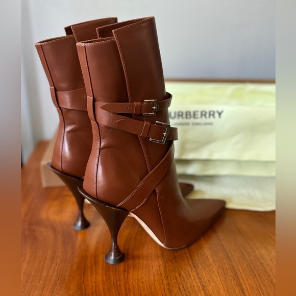 Burberry Boots Heeled Women Leather Tan Hadfield Size 39.5 /US 9.5 $1090 - Picture 8 of 15